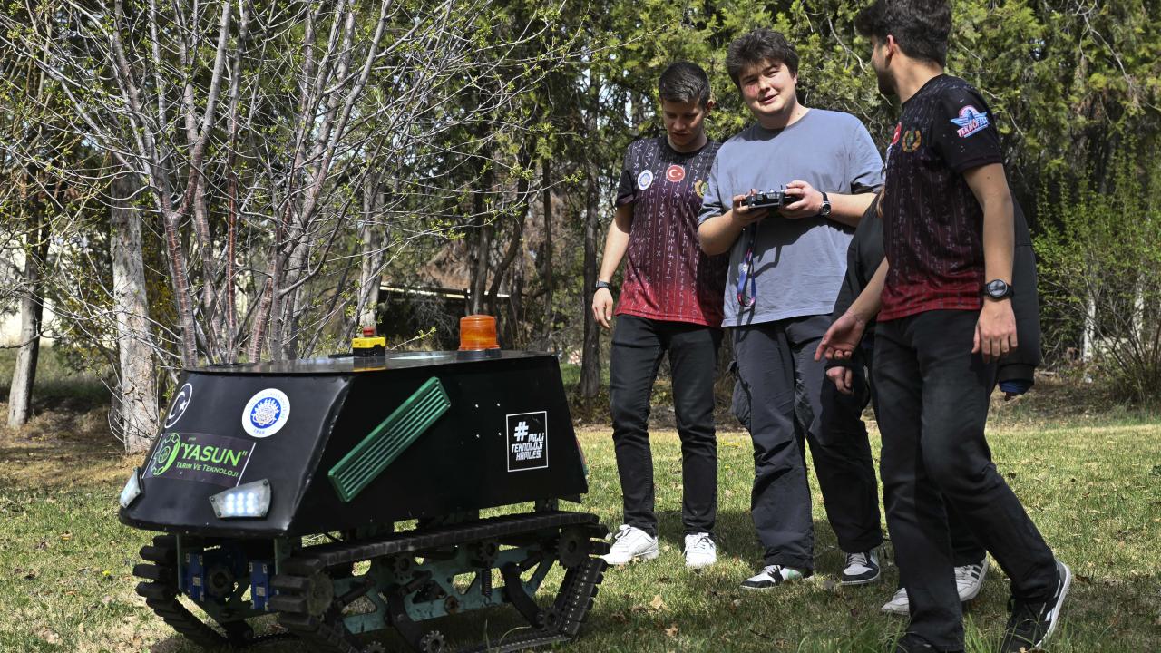 "Dijitalleşmeyi sektöre yansıtıyoruz"