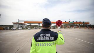 Otoyol jandarması Ramazan Bayramı öncesi görev başında