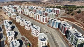 Kilis'te yeni evlerine kavuşan afetzedeler çifte bayram yaşayacak