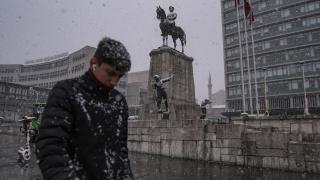 Başkentte kar yağışı başladı