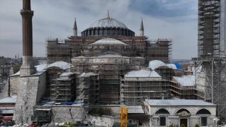 Ayasofya'nın ana kubbesinde tarihi restorasyon başlıyor