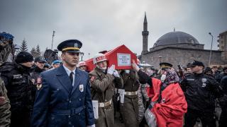 Pençe-Kilit şehidimiz Tokyürek, son yolculuğuna uğurlandı
