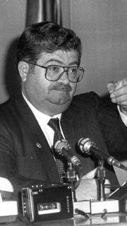 Turgut Özal'ın vefatının üzerinden 32 yıl geçti.