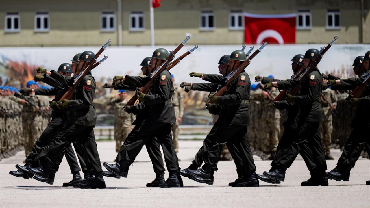 "Komandolar, Türk askeri kudretinin temsilcileri konumunda"