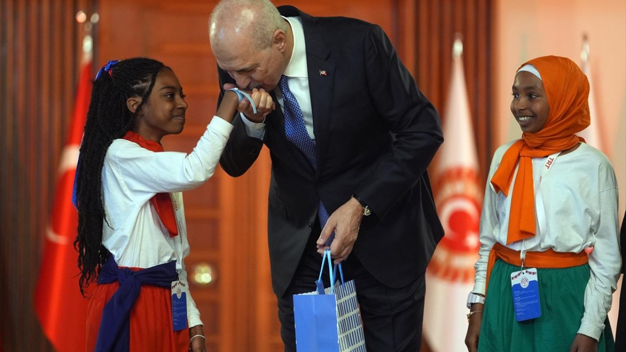 Çok sayıda çocuk savaşçı olduğunu üzülerek ifade ediyorum"