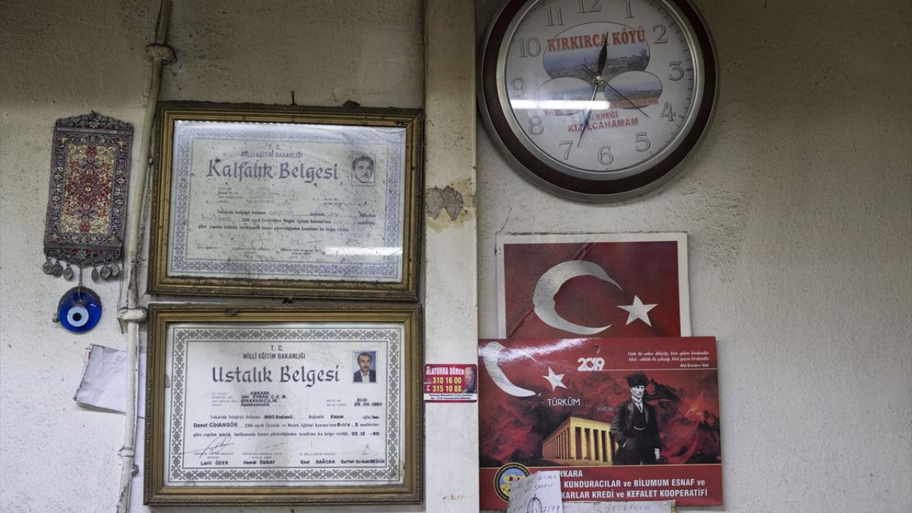 "Tezgahın her köşesinde bir eleman yetişirdi, şimdi bir tane bile bulamıyoruz"