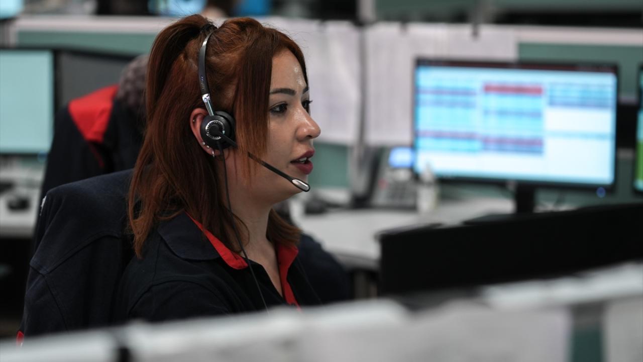 "Canım çok sıkılıyor sohbet edelim mi"