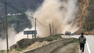 Gümüşhane-Giresun karayolunda heyelan