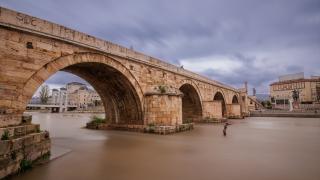 Osmanlı mirası Taşköprü, Üsküp’te geçmişle bugünü buluşturuyor