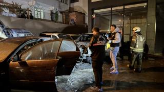 Tuzla'da park halindeki araçta çıkan yangın 5 araca daha sıçradı