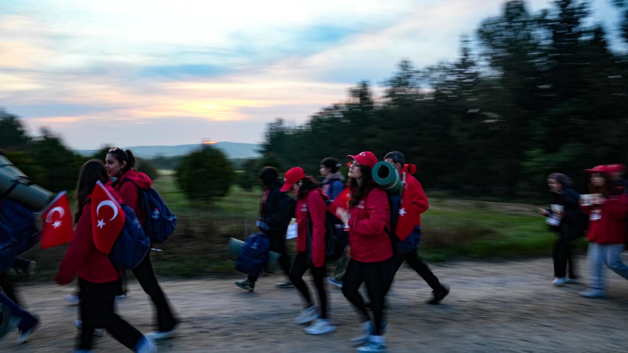 Gelibolu'da 57. Alay Vefa Yürüyüşü başladı