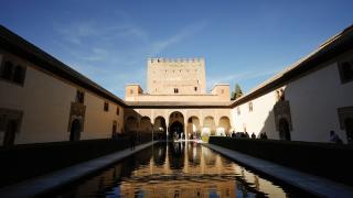 Endülüs’te zamana direnen güzellik: El Hamra