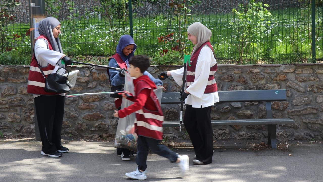 "İslam, temizliğe önem veriyor"