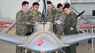 İHA pilotları, zorlu eğitimlerle göreve hazırlanıyor