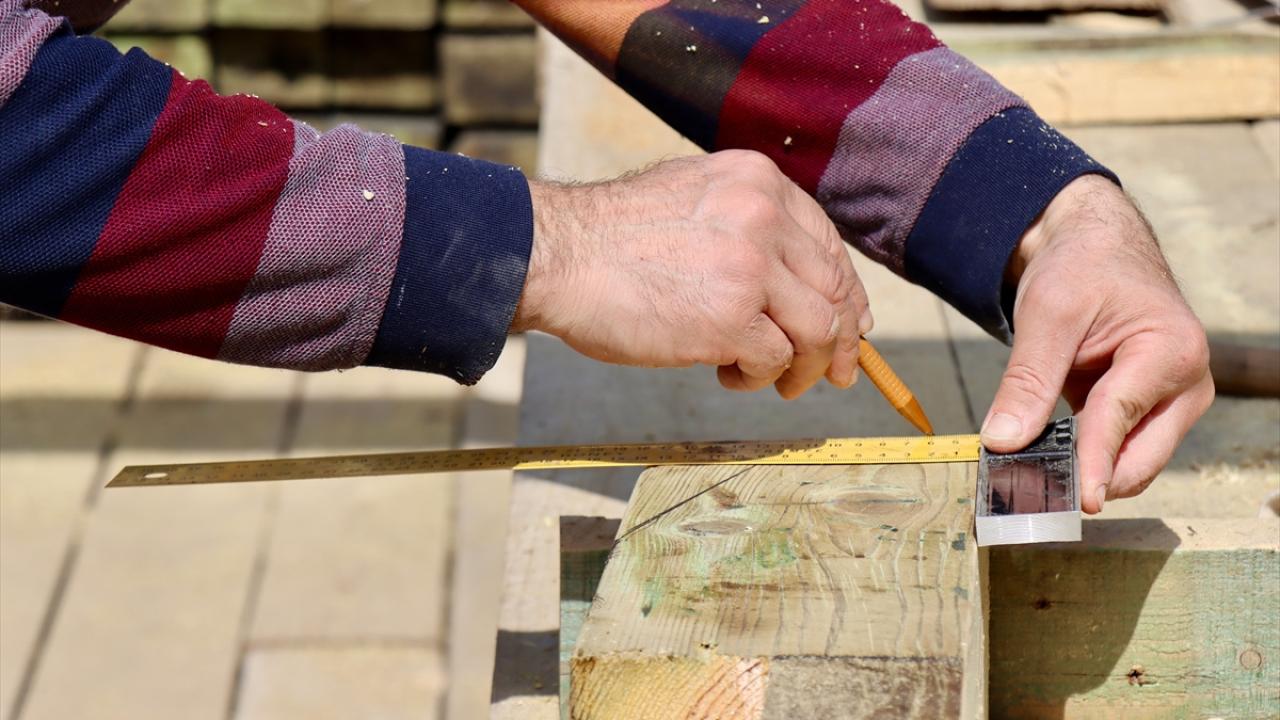 "Gördüğüm zaman en büyük hayranıymışım gibi bir bakıyorum"