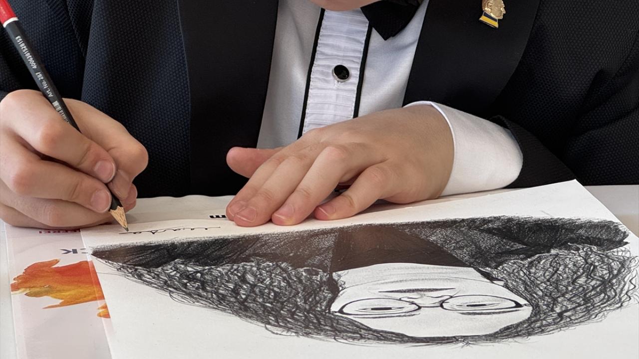 "Resimlerim arttıkça mutlu oluyorum"