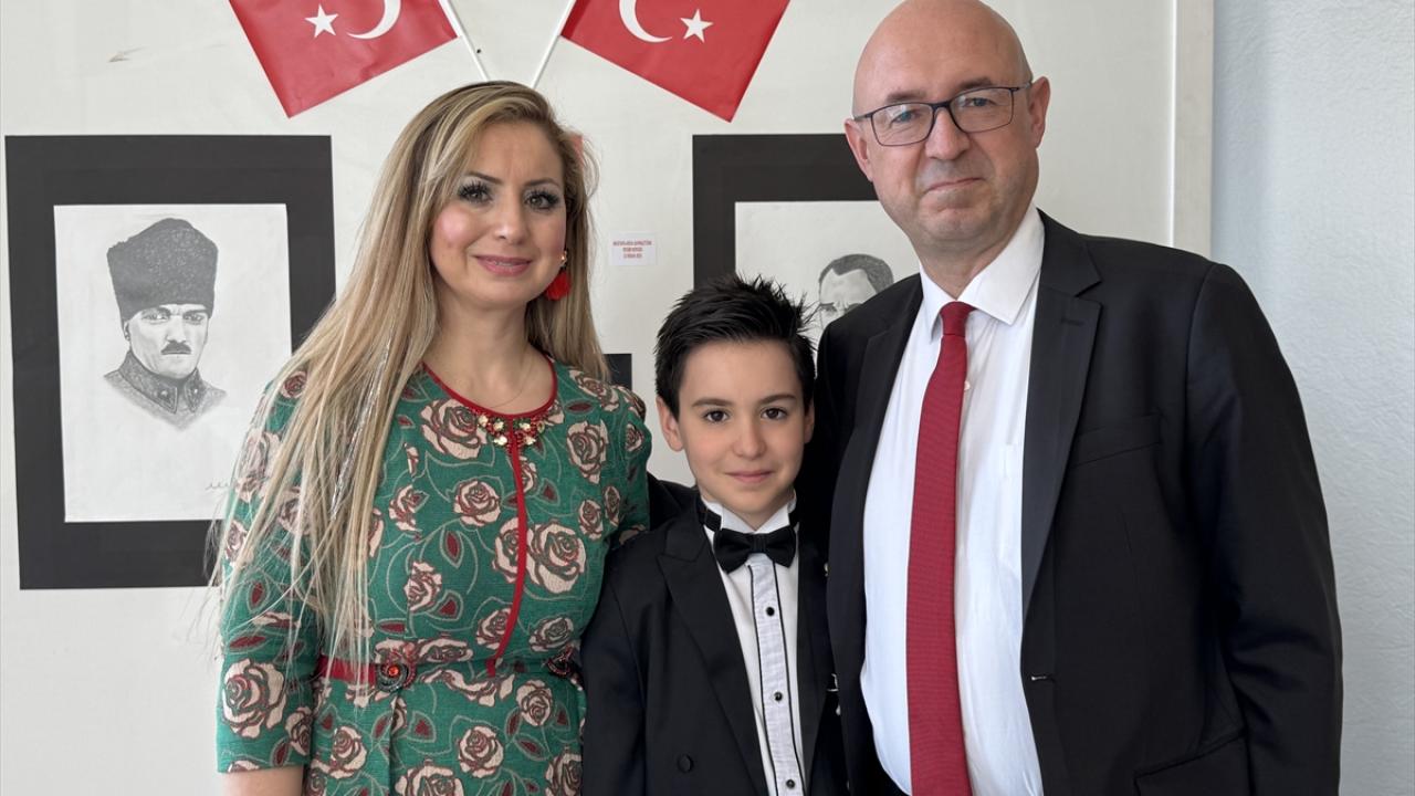 Sergilenen resimler bir haftada tamamlandı