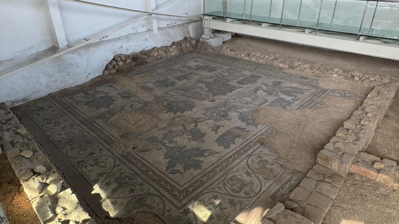 Germanicia Mozaikleri