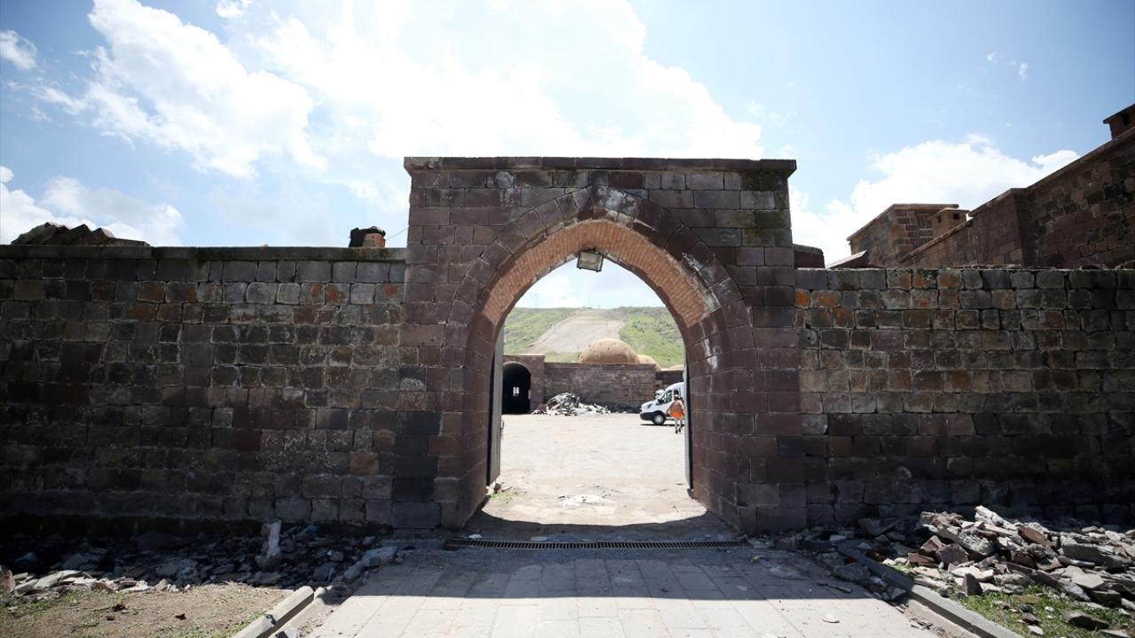 "Burayı 5-6 fonksiyonlu bir merkez haline getireceğiz"