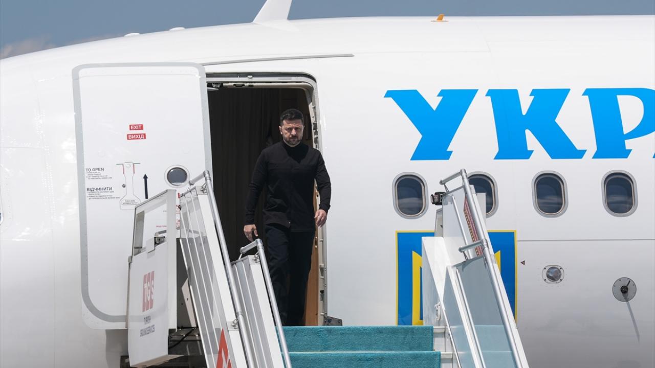 Cumhurbaşkanı Erdoğan-Zelenski görüşmesinden ilk kareler...