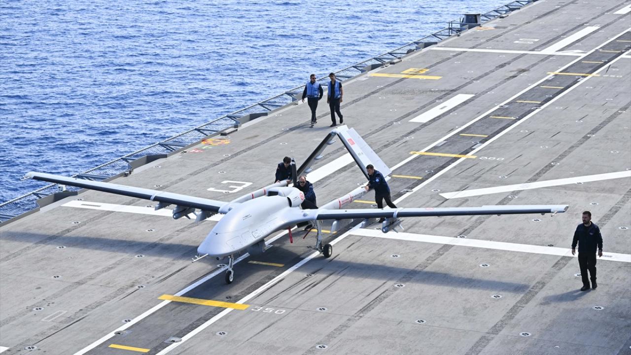 Bayraktar TB3'ten kara hedefine tam isabet