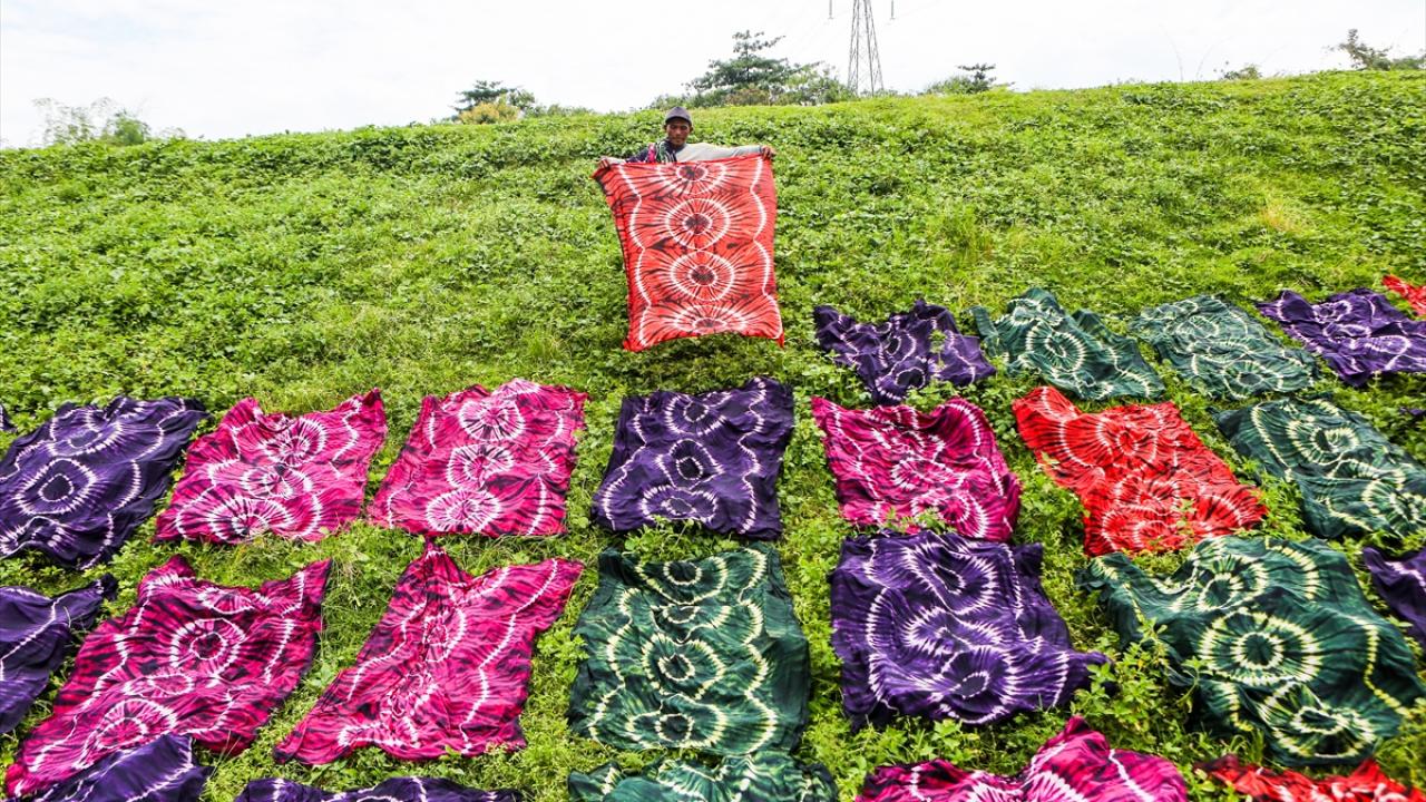 Endonezya'da geleneksel işçilik: Tofu ve tekstil üretimi