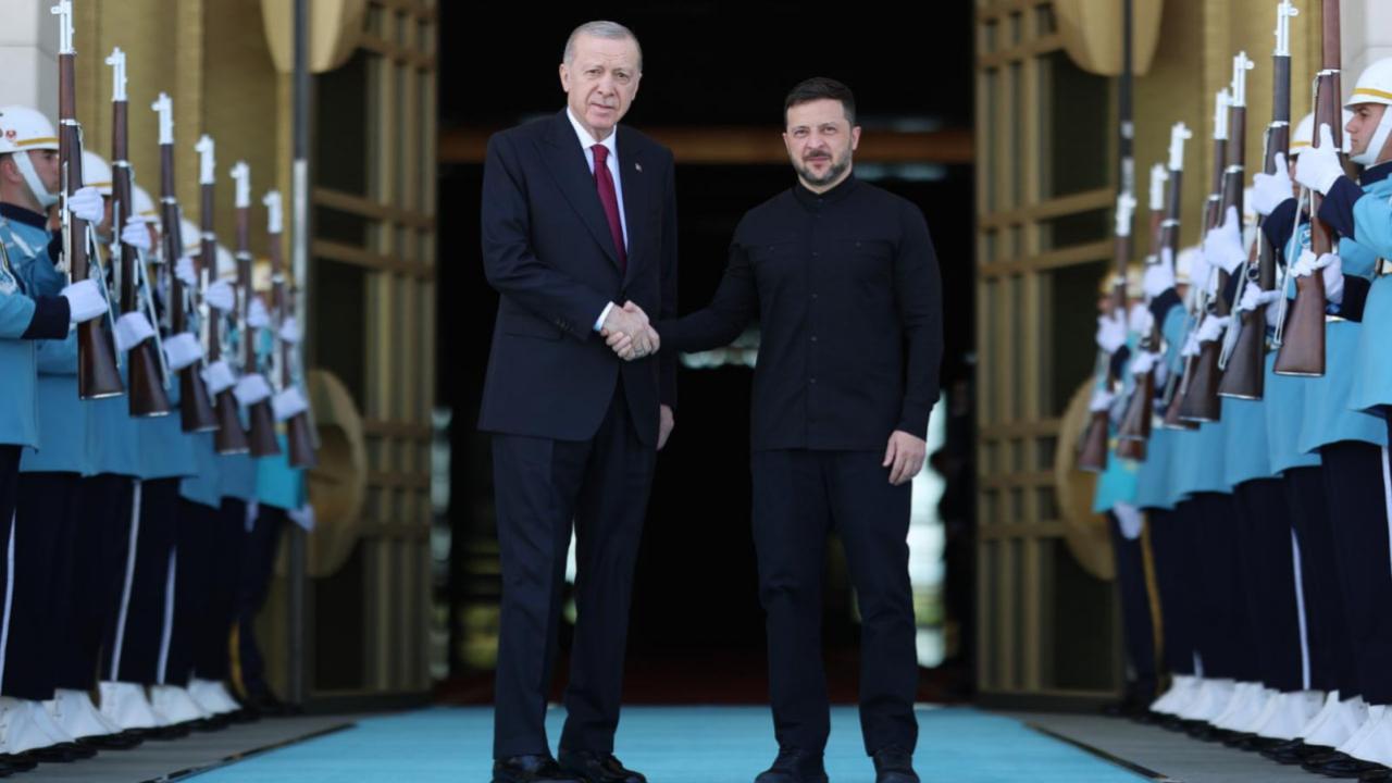 Cumhurbaşkanı Erdoğan-Zelenski görüşmesinden ilk kareler...