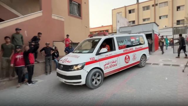İsrail'in onay vermemesi nedeniyle Gazze'deki hastaların tedavi için yurt dışına çıkışı iptal edildi