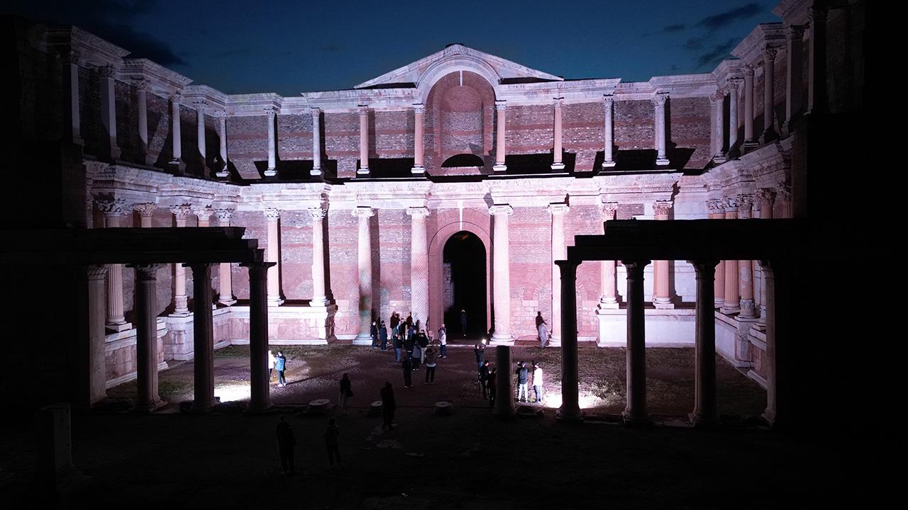 Gece müzeciliği deneyimi başlıyor