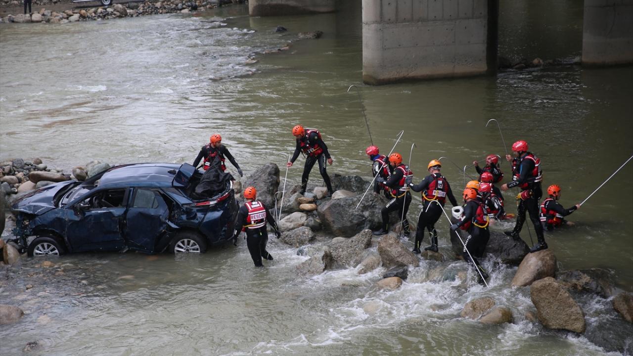 Rize'de 500 personelin katılımıyla bölgesel sel ve taşkın tatbikatı yapıldı