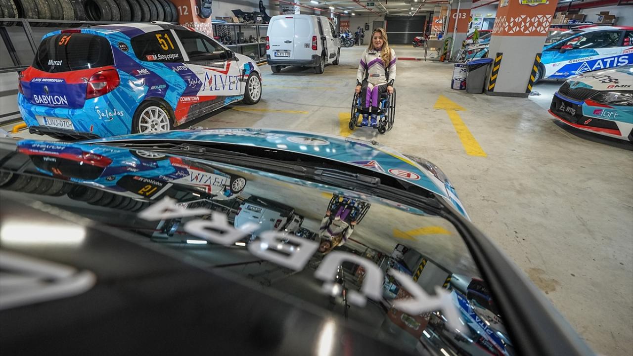 "Engelli kadın olarak dünyada ralli branşında yarışan tek kişiyim"