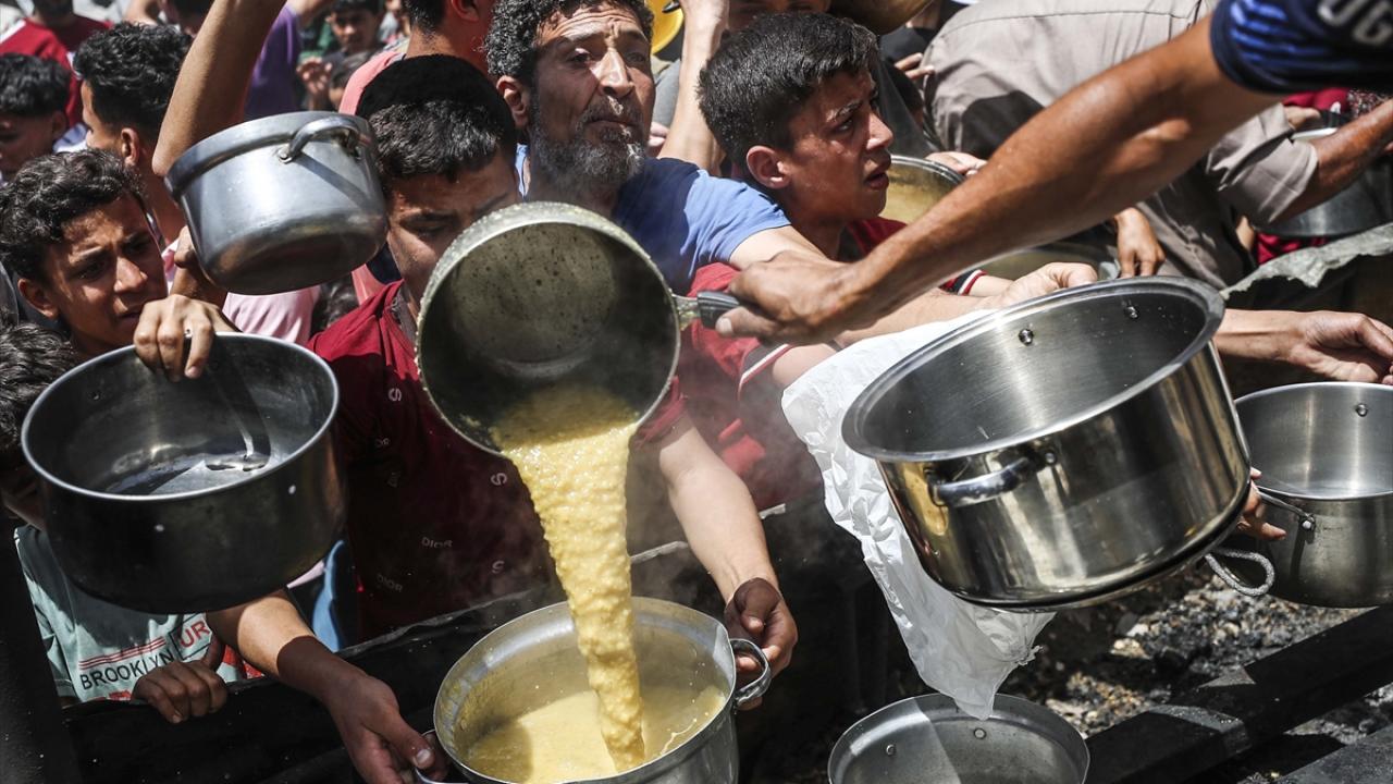 Gazze'de mayıs ayının sonundan bu yana bin kişi açlıktan öldü