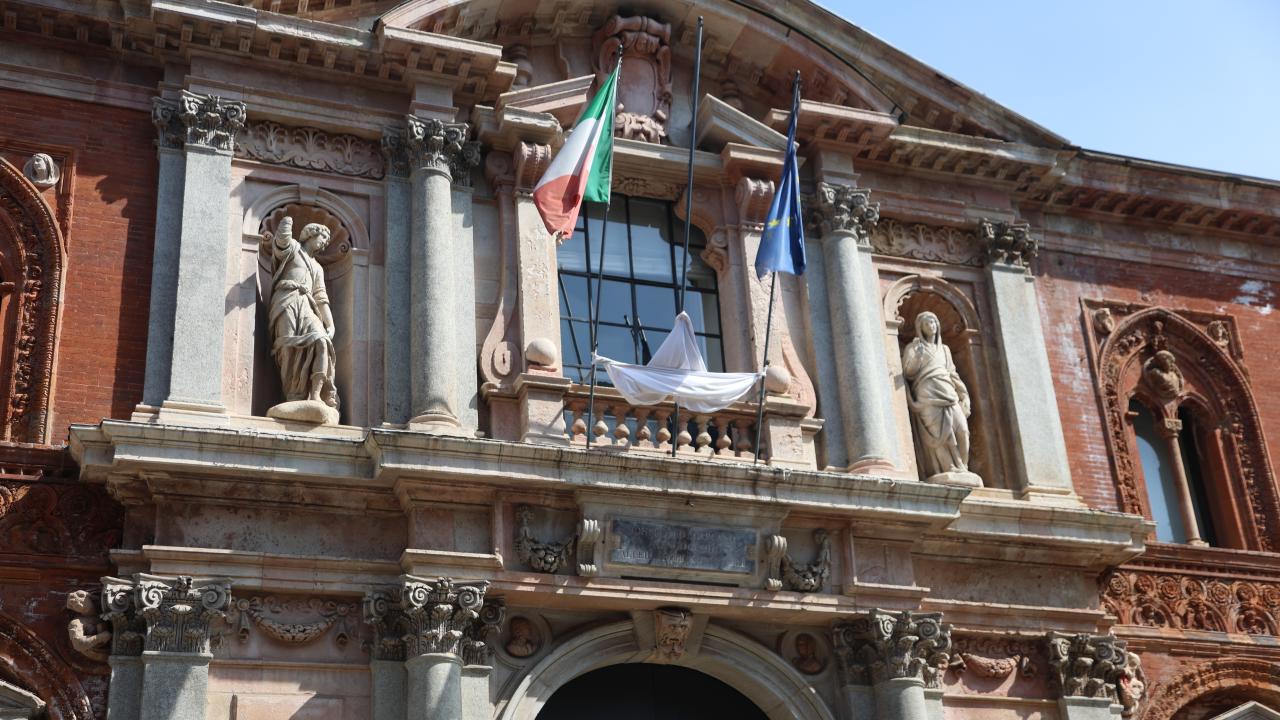 İtalya'da acı protesto: Gazze için 50 bin kefen