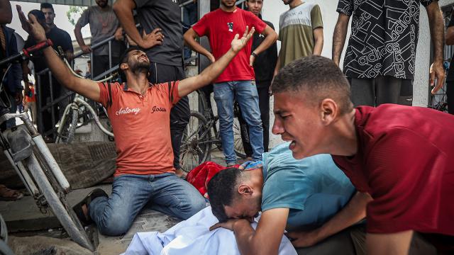 Katil İsrail'in Gazze Şeridi'ne düzenlediği saldırılarda can kaybı 73 bin 66'ya çıktı