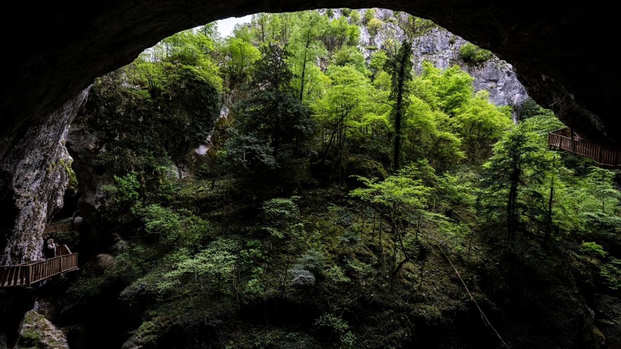 Horma Kanyonu, ziyaretçilerine renkli manzaralar sunuyor