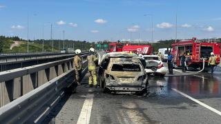 Kuzey Marmara Otoyolu'nda zincirleme kaza: 2 araç alev alev yandı