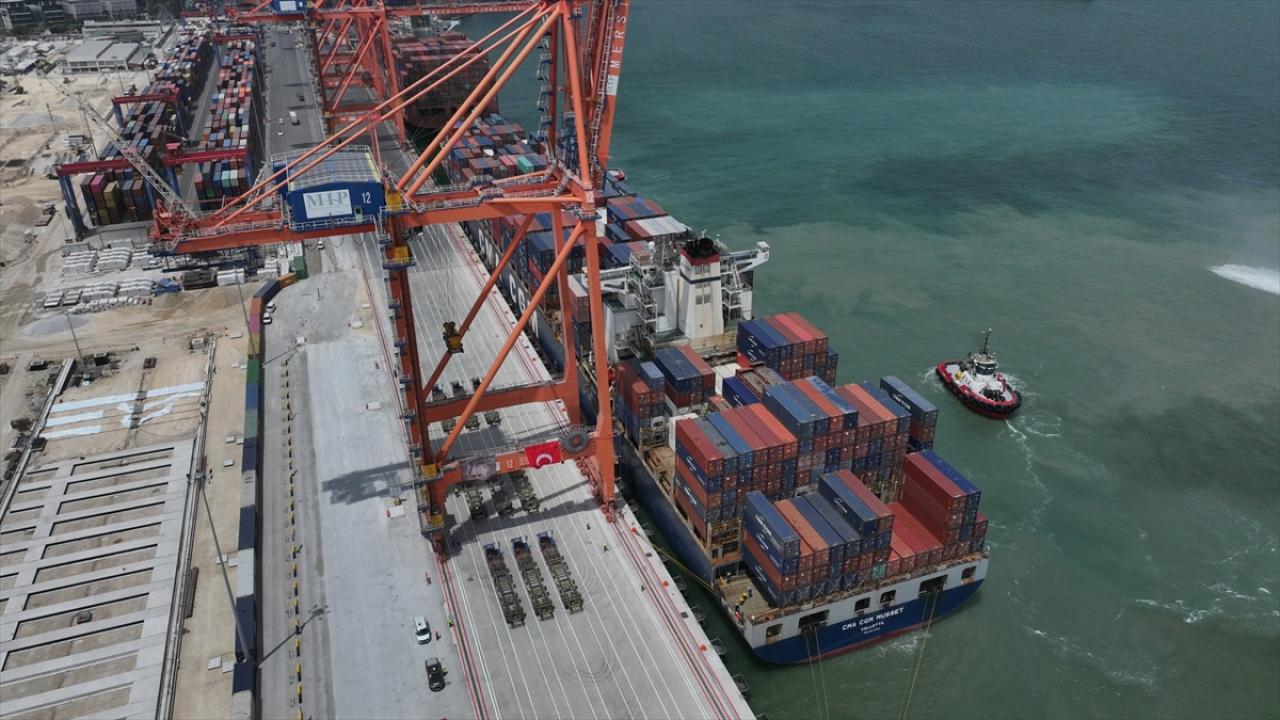 Mersin Uluslararası Limanı Genişleme Projesi'nin ilk etabının açılışı yapıldı