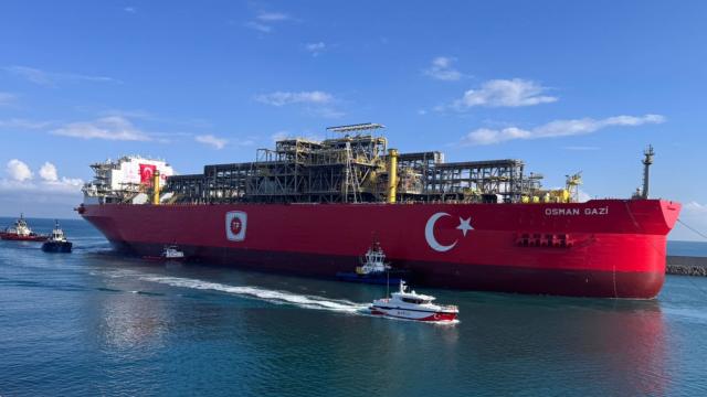 Osman Gazi'ye 2.500 tonluk MEG modülü entegre edildi — Karadeniz'de kesintisiz gaz akışı ve üretim artışı hedefleniyor