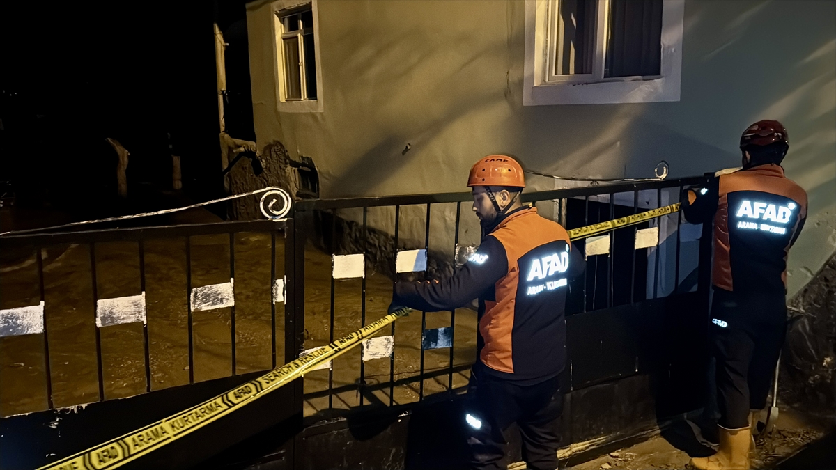 "55 yaşındayım, hayatımda böyle sel görmedim"