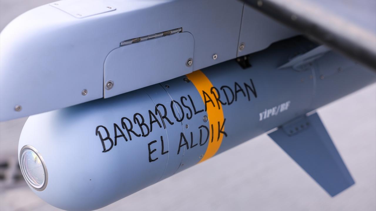 Süpersonik füzeyle tam isabet