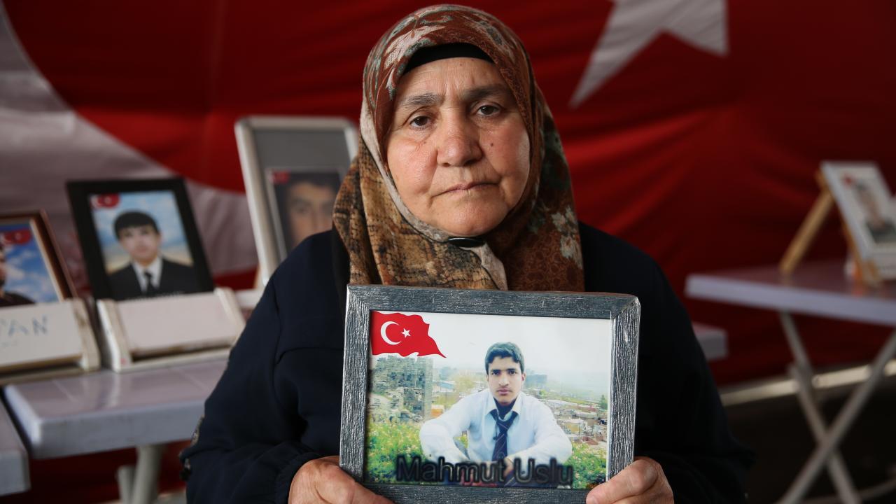 "Oğlum ne olursun gel, bu bayramı sevinçli geçirelim"