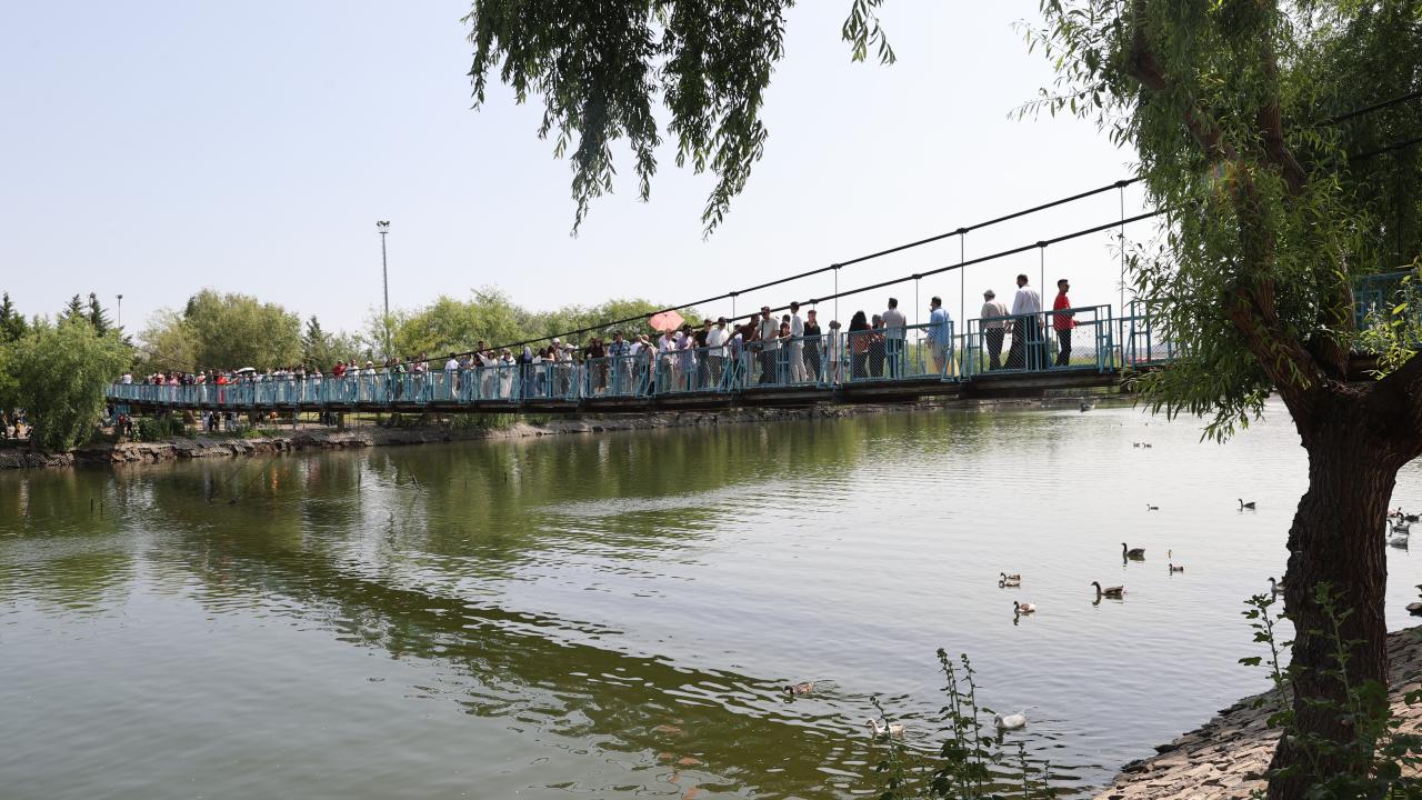 "Çok farklı duygular içindeyim"