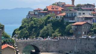 Amasra, bayram tatilinde nüfusunun 10 katı misafir ağırlıyor