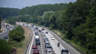 Yollarda bayram tatilinden dönüş yoğunluğu sürüyor