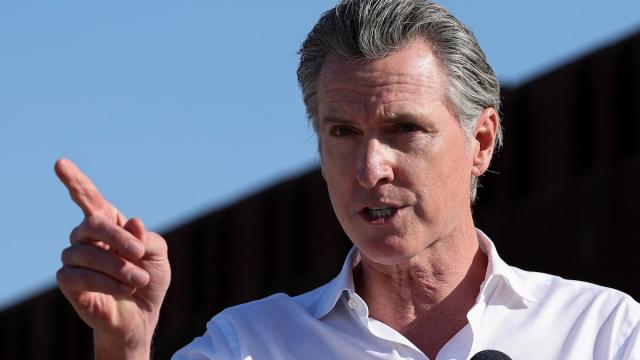 California Valisi Newsom, ABD'nin İsrail'e Askeri Desteğini Sorguladı
