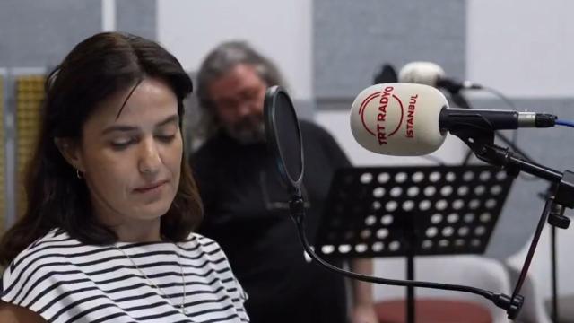 Radyo tiyatroları sahneyi dijital dünyaya taşıyor haber görseli