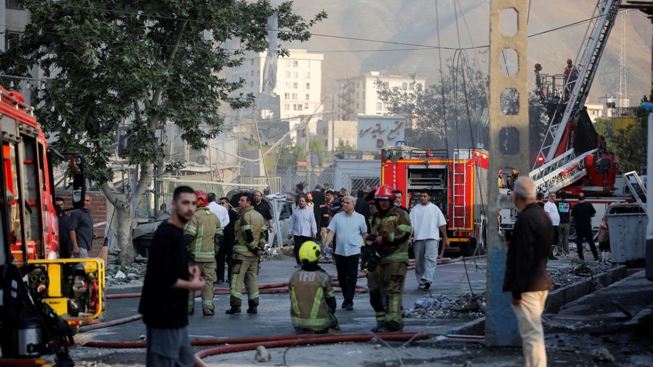 İran devlet televizyonu: İsrail, Natanz Nükleer Tesisi`ni vurdu