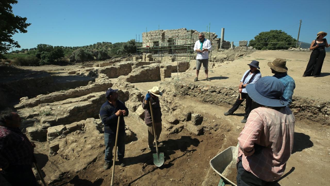 "Şimdiye kadar somut bulgunun olmadığı Hristiyanlık dönemine ait ilk izlere ulaştık"