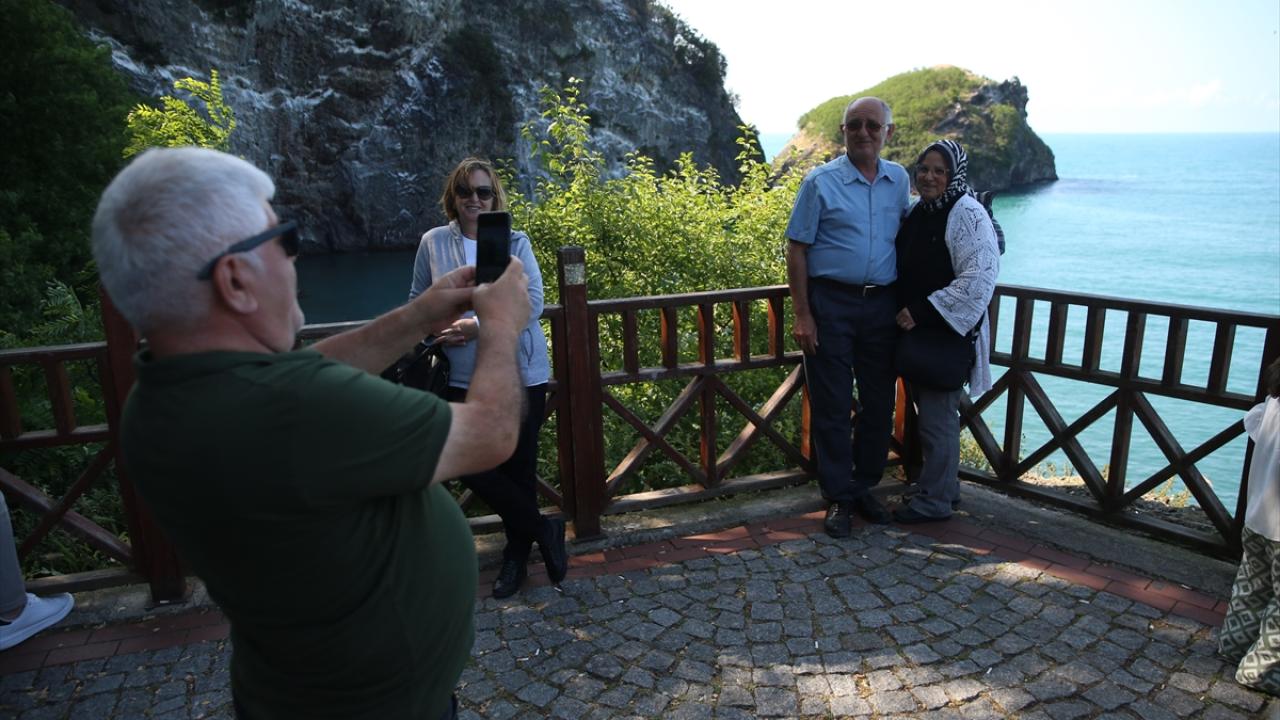 "Hoynat Adası, herkesi kendisine hayran bırakıyor"