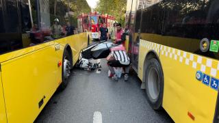 Aynı yerde 2 İETT otobüsü kazası: O anlar kamerada